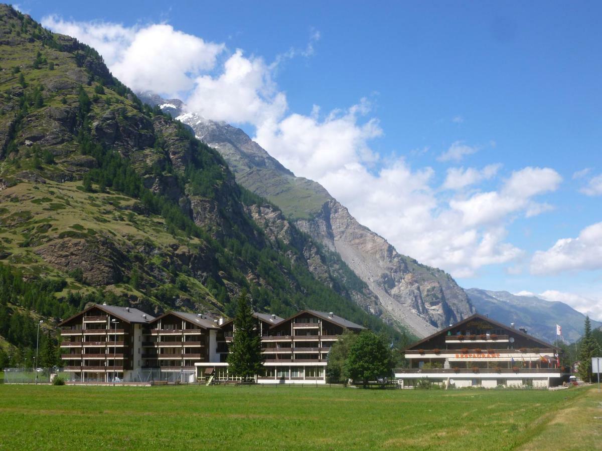 Monte Rosa D 412 Aparthotel Tasch Exterior photo