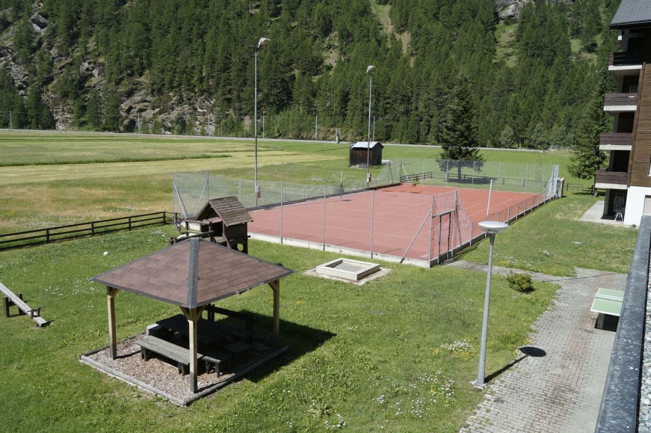Monte Rosa D 412 Aparthotel Tasch Exterior photo