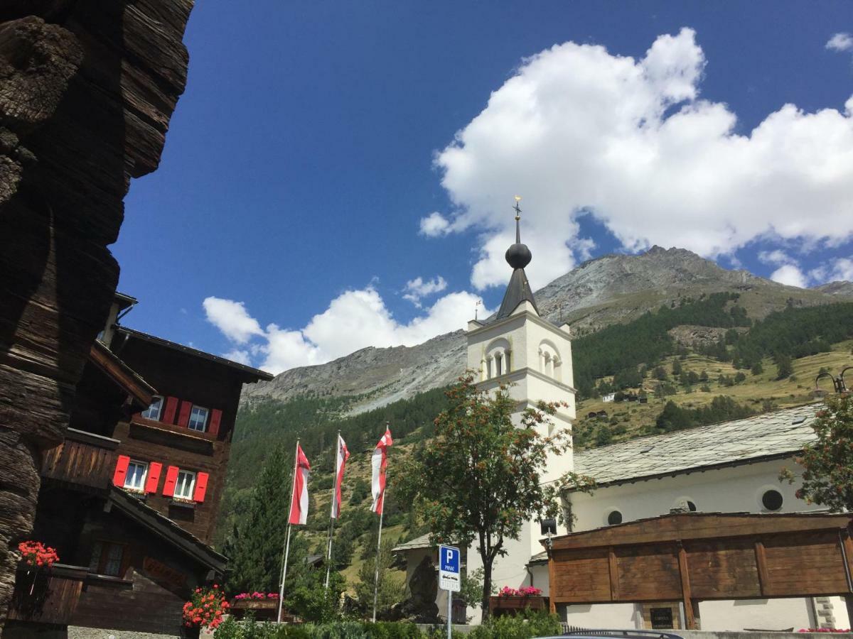 Monte Rosa D 412 Aparthotel Tasch Exterior photo